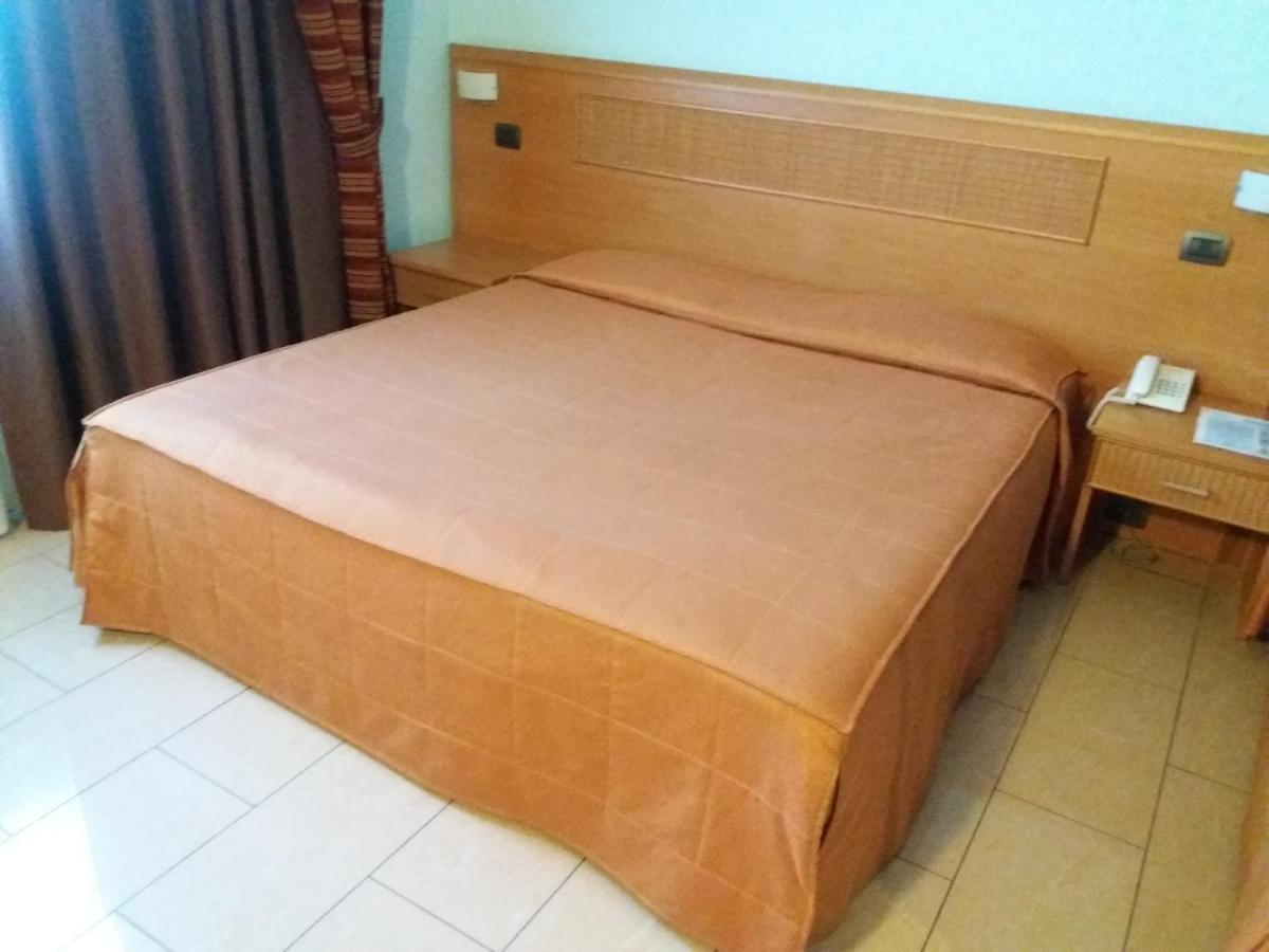 Panorama Hotel 3*